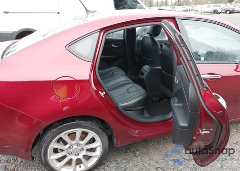 2015 Dodge Dart Limited z USA, uszkodzony, nr VIN 1C3CDFCB0FD242679